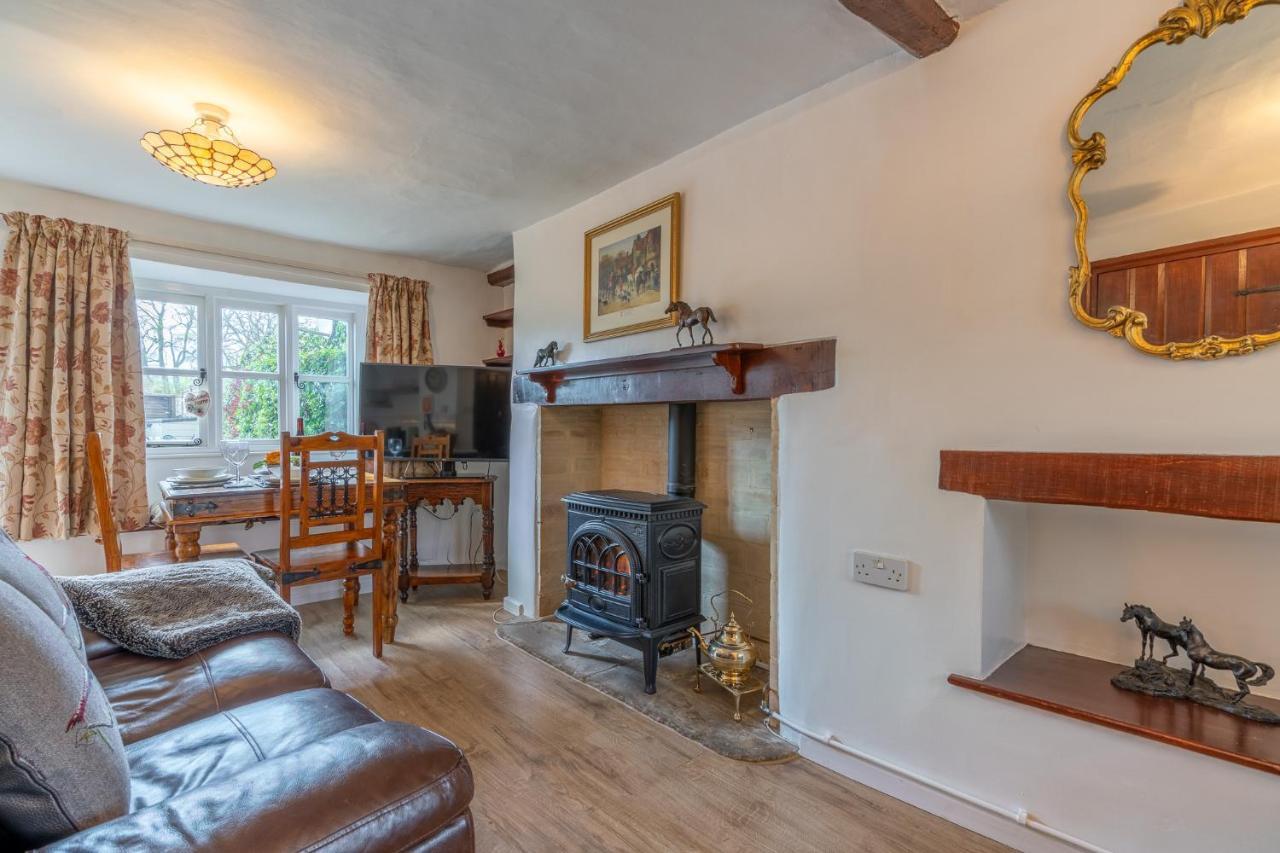 Forsythia Cottage Bourton-on-the-Water Exterior photo
